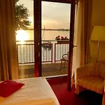 Seehotel Weit Варен