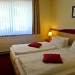 Seehotel Weit 2*