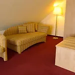 Отель Seehotel Weit 2*