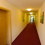 Отель Seehotel Weit Варен