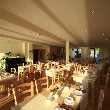 Hotel Seehotel Weit 2*